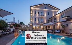 Hotel Luna